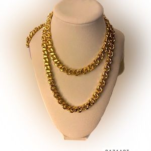 GIVENCHY vintage necklace chunky design signed beautiful